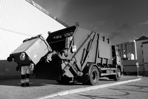 Clearing process with recycling and donations